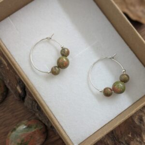 עגילי בייסיק יוניקייט