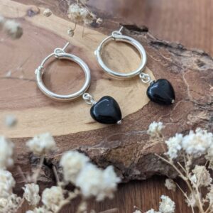 עגילי בלאק הרטס