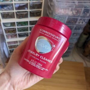 תמיסה לניקוי תכשיטי כסף