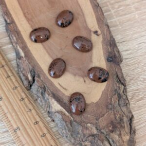 מהגוני קטנה