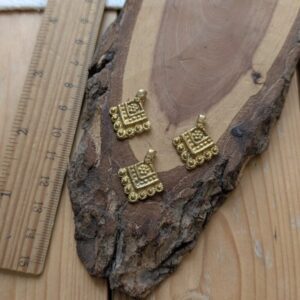 תליון מעויין אתני 2